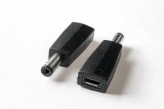 USB Adapter<br />
microUSB Buchse -> DC ø5.5 x ø2.1mm Rundstecker